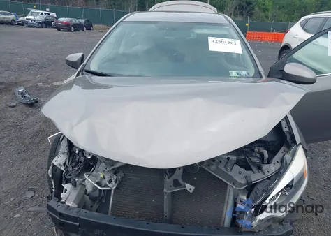 2014 Toyota Corolla Le Eco Plus z USA, uszkodzony, nr VIN 2T1BPRHE9EC177393